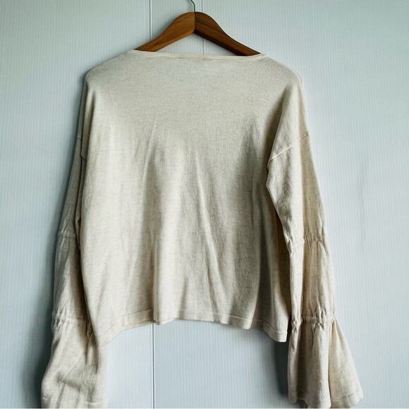 🆕 MNG basics by Mango cream bell sleeve sweater size extra small NWT - Picture 6 of 6